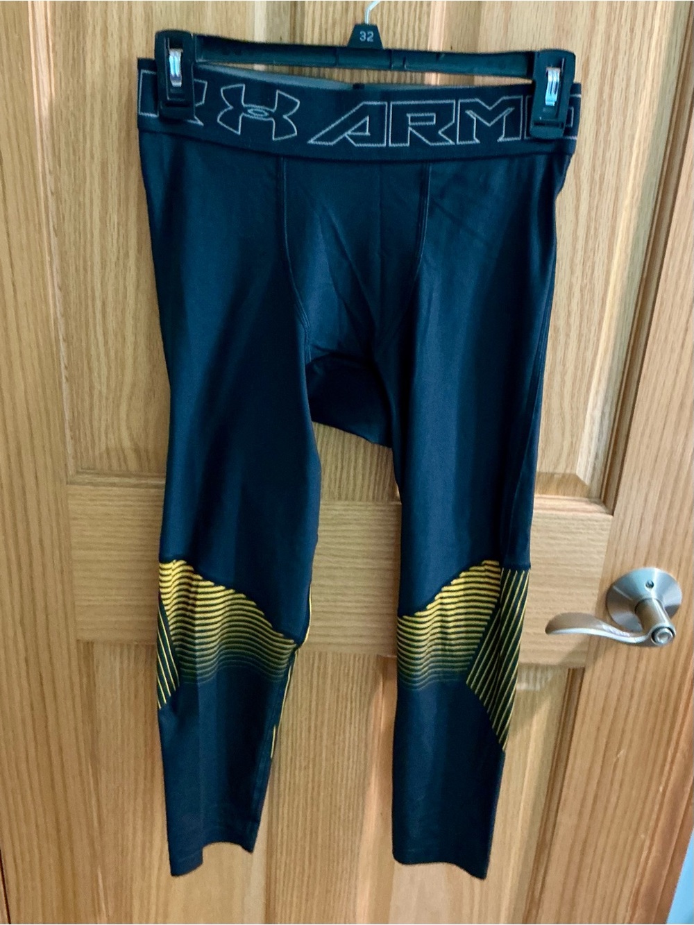 Men’s Under Armour The Rock Black Tights with Yellow Accents, Size Medium